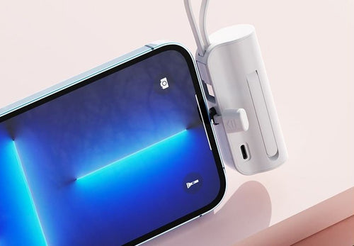 Luxeey 8000mAh Mini Power Bank with Lightning & USB-C Cable – White