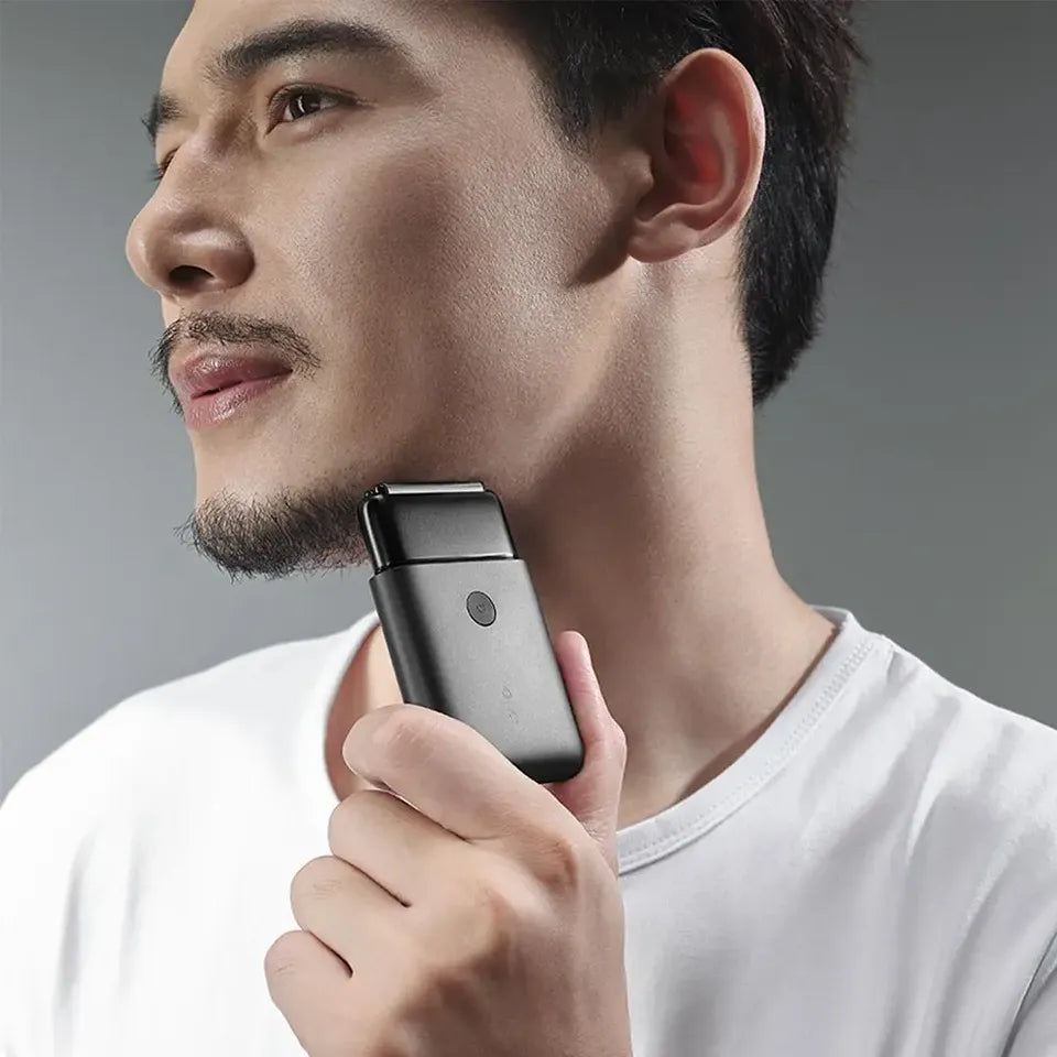 Portable Electric Razor Shave USB Rechargeable 60 HRC
